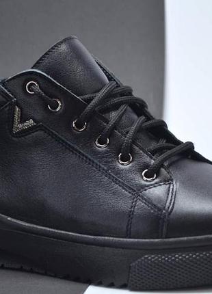 Женские модные кожаные ботинки зимние кеды черные l-style 6758