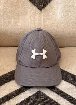 Кепка under armour