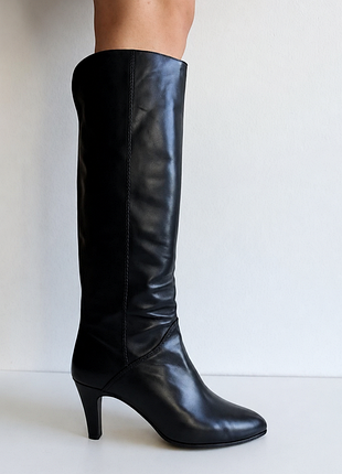 Винтажные итальянские сапоги из натуральной кожи russell &amp; bromley