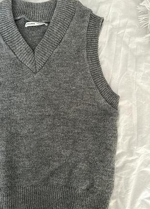 Жилет сірий теплий pullandbear 3
