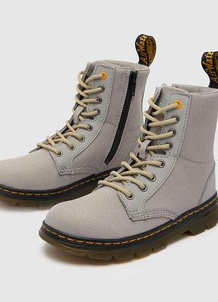 Ботинки dr. martens combs на змейке