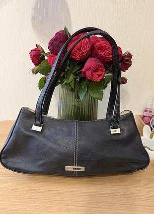 Сумка багет guess