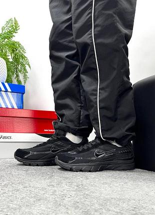 Nike initiator black 5
