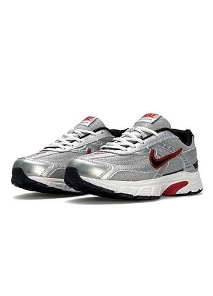 Nike initiator w silver red