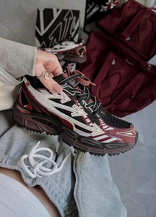 Off whilte be right back burgundy