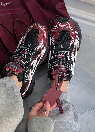 Off whilte be right back burgundy 4