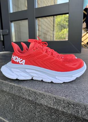 Жіночі бігові кросівки hoka one one w clifton edge (eur 38 / 23.5 см) оригінал