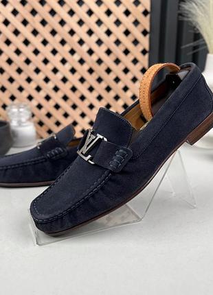 Louis vuitton logo lv montaigne loafers чоловічі туфлі лофери замша оригінал 42 eur
