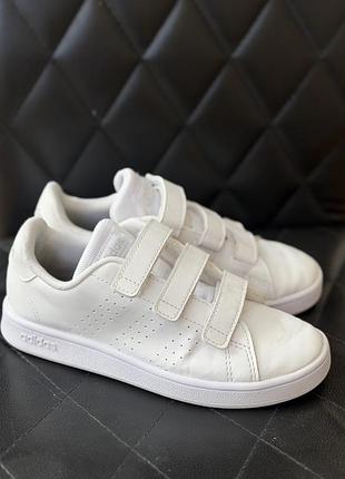 Дитячі кросівки adidas , adidas advantage base 2.0, розмір 33