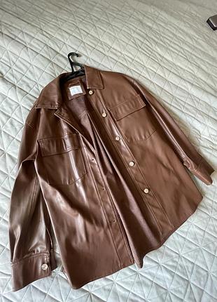 Шоколадна сорочка  bershka