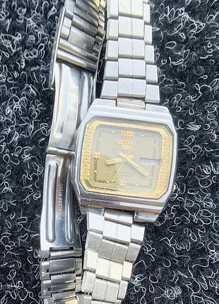 Часы-сборка, внутри рабочая автоматика miyota 21 jewels, оригинальный браслет seiko. под восстановление или как донор».