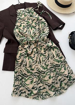 Сукня плісе від river island