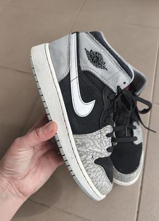 Кожаные кроссовки nike jordan