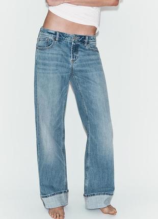 Джинси trf вільного крою із закотами та низькою посадкою від zara