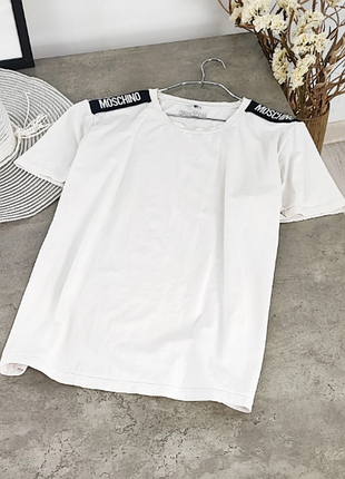 Брендовая молочная футболка moschino