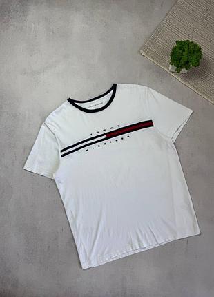 Біла чоловіча преміальна футболка tommy hilfiger з великим логотипом оригінальна