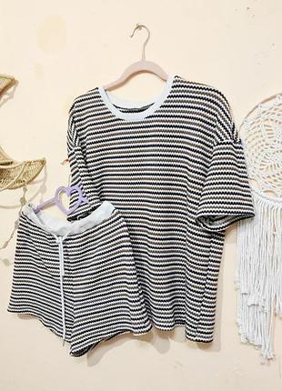 Костюм трикотажный шорты и футболка оверсайз shein