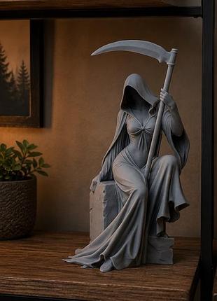 Похмурий жнець — декоративна фігурка зі косою