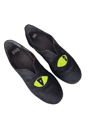 Camper. слипоны из натурального меха