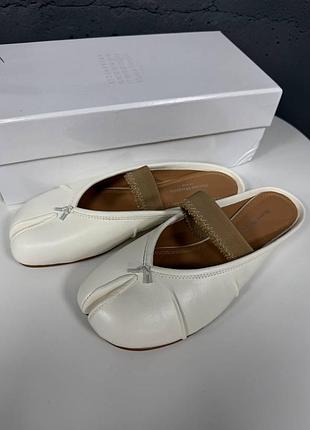 Жіночі білі молочні мюлі табі maison margiela