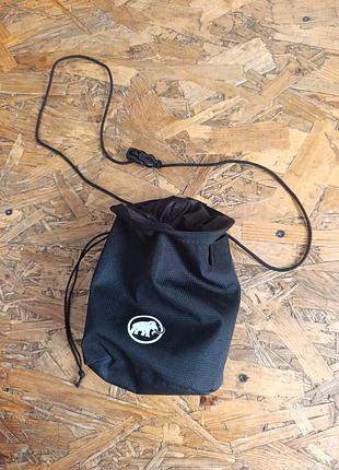 Оригинальный мешочек желя магнезии mammut gym basic chalk bag black