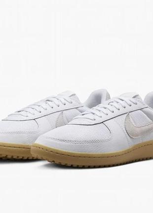Nike field general 82