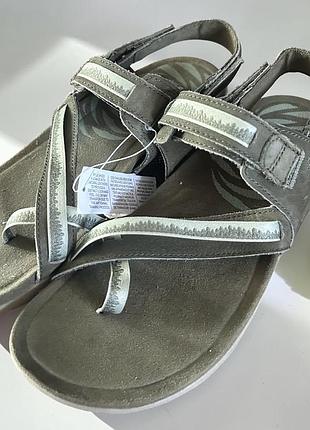 Шкіряні сандалії на липучках,босоніжки merrell в оливковому кольорі