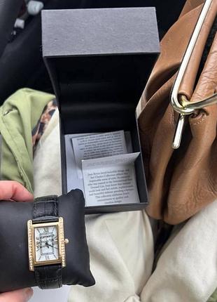 Годиник joan rivers