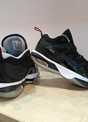 Кроссовки nike air jordan stay loyal 3 р36 23см.