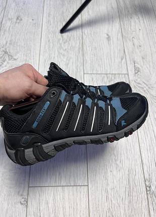 Трекінгові черевики від ecco. gore tex розмір 41, різнобарвний відтінок. в ідеальному стані
