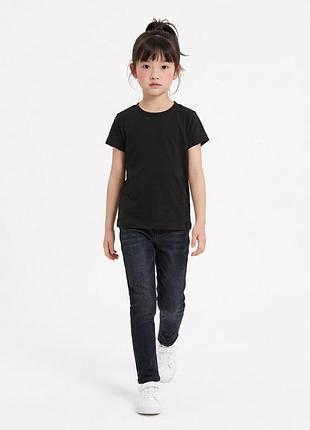 Черная футболка для девушки 110 см (4-5y)