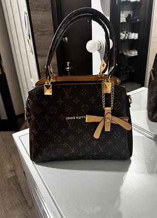 Сумка louis vuitton
