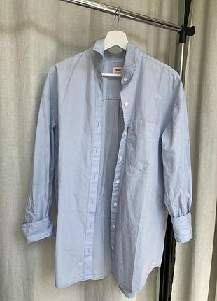 Нова сорочка levi’s блакитного кольору. s розміру