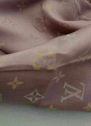 Louis vuitton шарф, платок женский сиреневый с золотистым люрексом кашемир / шелк3 фото