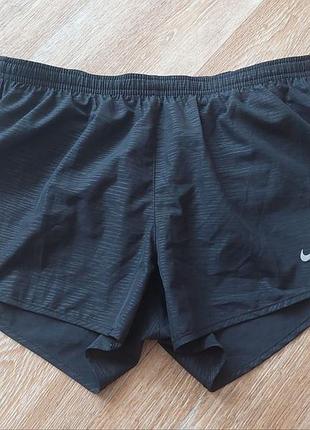 Женские шорты nike tempo running dri-fit