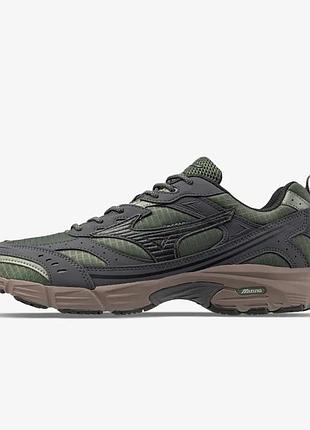 Чоловічі кросівки mizuno mxr tech agave green / black sand d1ga246806