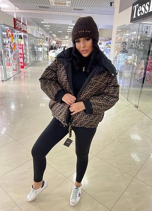 Двостороння куртка чорна з лого фенді fendi