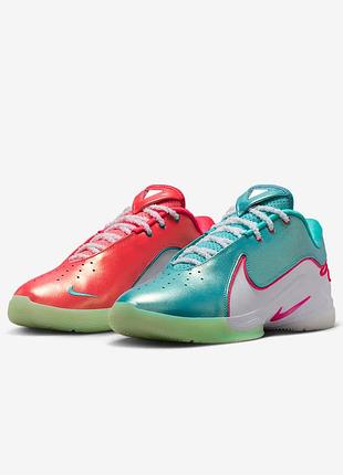 Кросівки чоловічі nike lebron xxii xmas hv5148-600