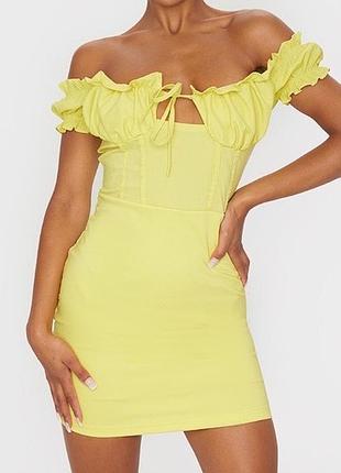 Жіноча коротка мінісукня жовта prettylittlething розмір 6/xs