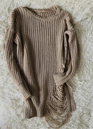 Модный свитер с нитями2 фото