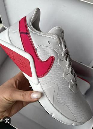 Кросівки жін. літні nike
