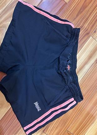 Шорти lonsdale