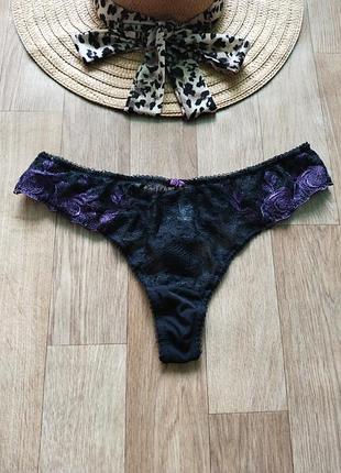 Непревзойденные кружевные трусикиз люрексной нитью l lepel