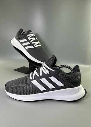 Кросівки adidas