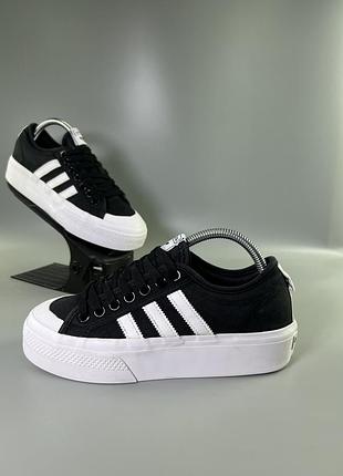 Кросівки adidas