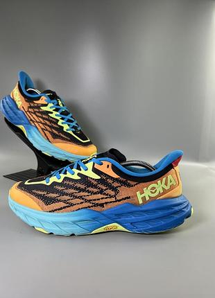 Кросівки hoka