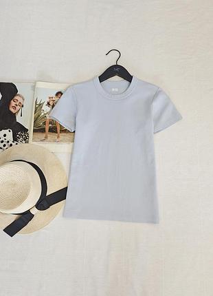 Футболка uniqlo