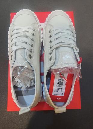 Шкіряні нові білі кросівки diesel, модель s-hanami low x unisex, розмір 39