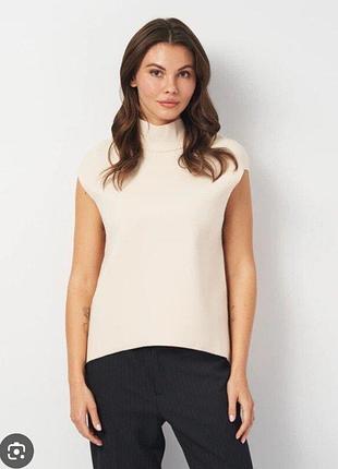 Zara стильная кофта гольф без рукавов s -размерб