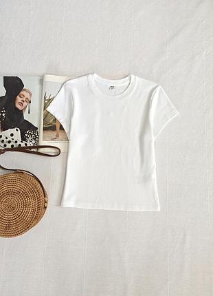 Футболка uniqlo